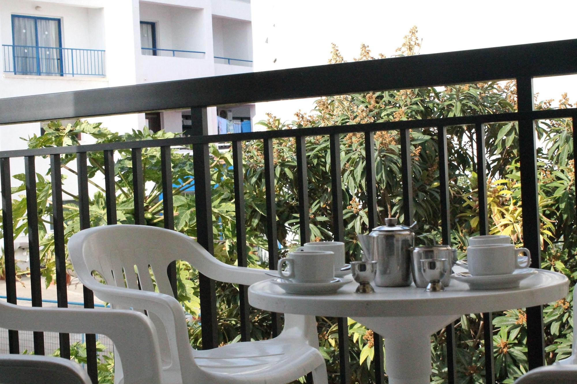 A Maos Hotel Apartments Aya Napa Dış mekan fotoğraf