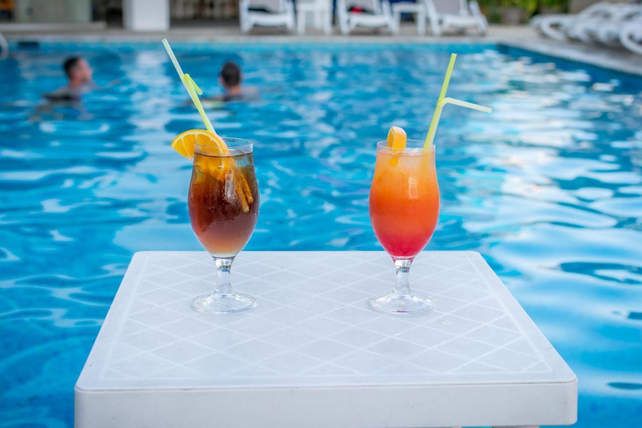 A Maos Hotel Apartments Aya Napa Dış mekan fotoğraf